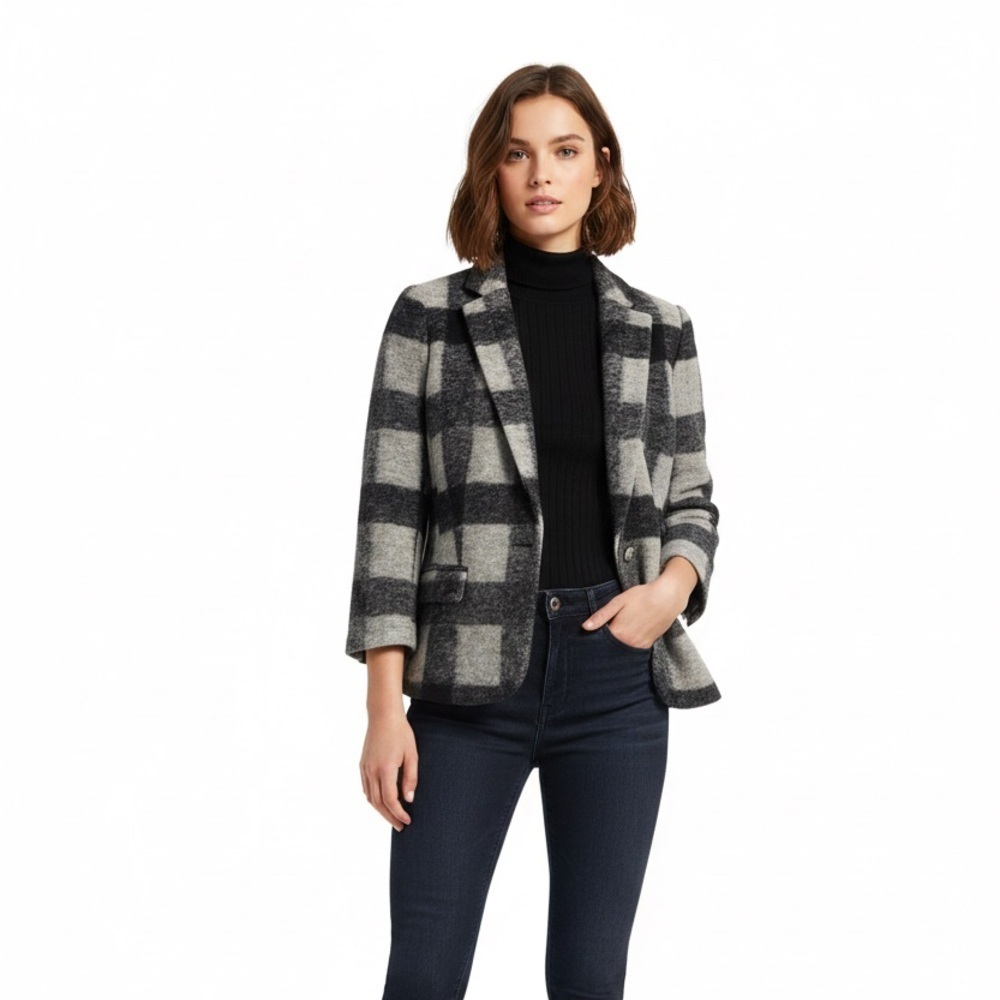 Banana Republic Heritage Wool Blend Check Blazer, Size 8, Gray Plaid Jacket